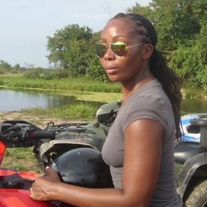 Meet your Posher, Shaneka